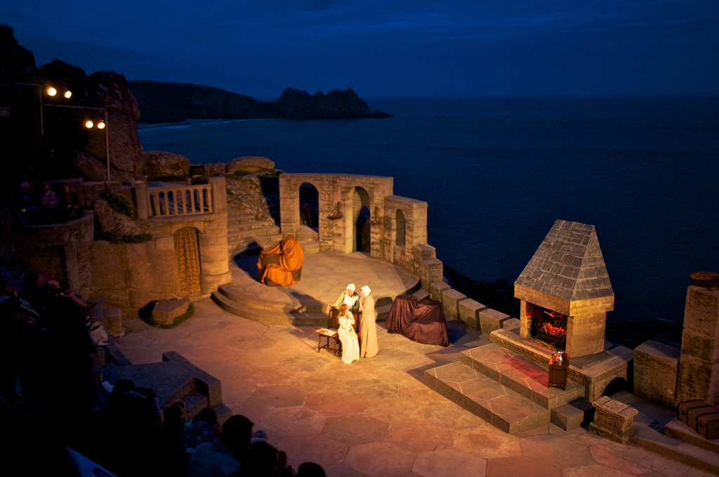 �~�i�b�N�V�A�^�[